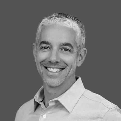 SI-Profile-JLinscott-BW